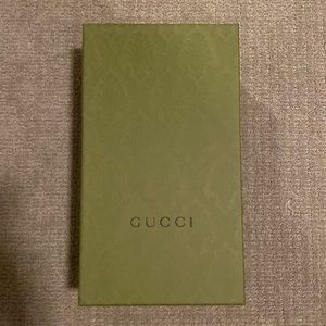 💯 Authentic Gucci shoebox, dust bags, and shoelaces